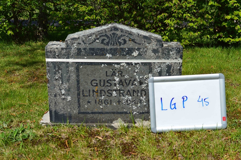 Grave number: LG P    45