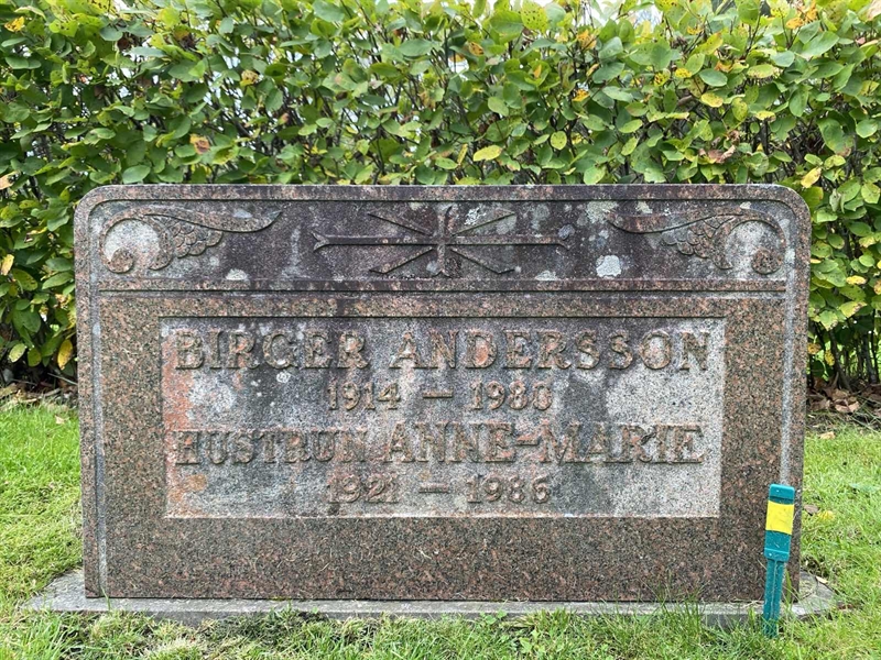 Hautatunnus: 1 19    211, 212
