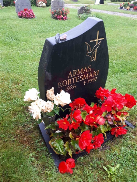 Hautatunnus: NK F D   233