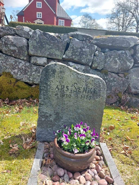 Grave number: HV 21   26