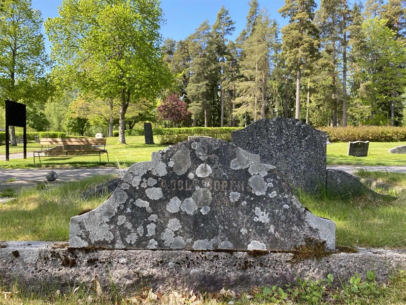 Hautatunnus: 1 04 298, 299