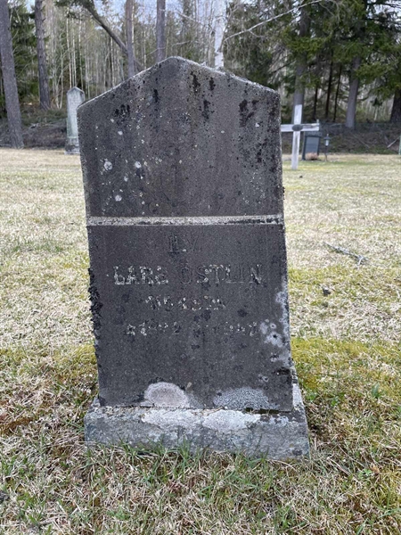 Grave number: R 2    66-E