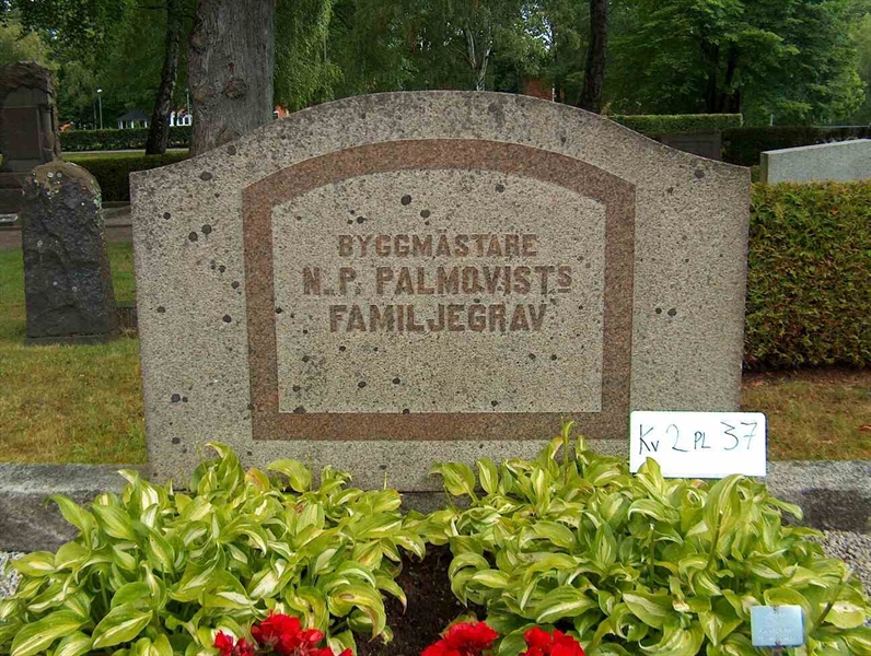Grave number: HÖB 2    37
