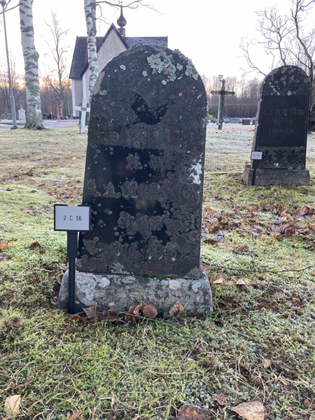 Hautatunnus: 2 C    56