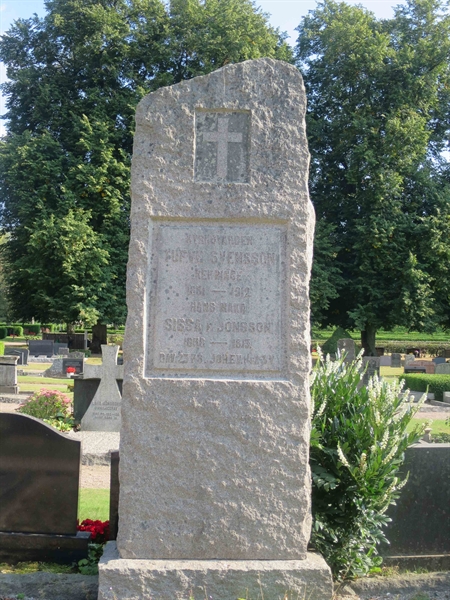 Grave number: HK C     8, 9