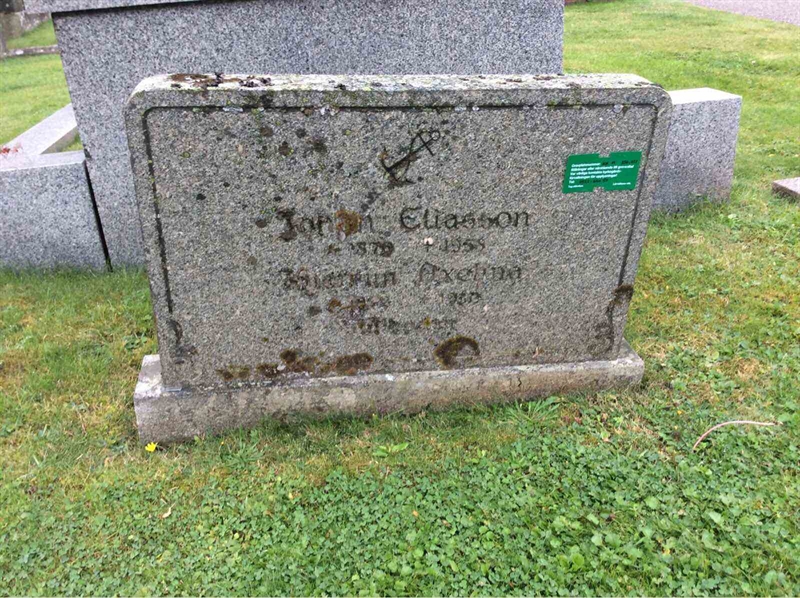 Grave number: KN 01   250, 251