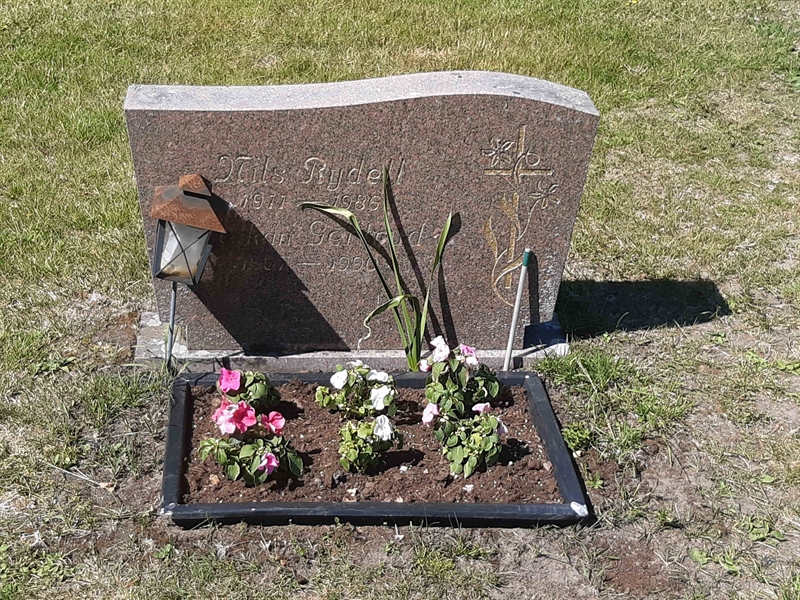 Grave number: JÄ 10    30