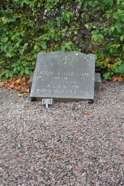 Grave number: ÖK 8     6