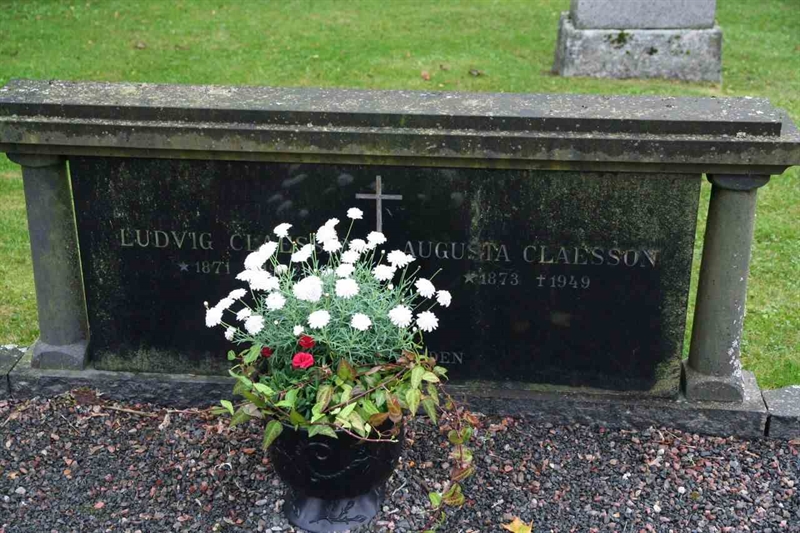 Hautatunnus: F G A    65-66