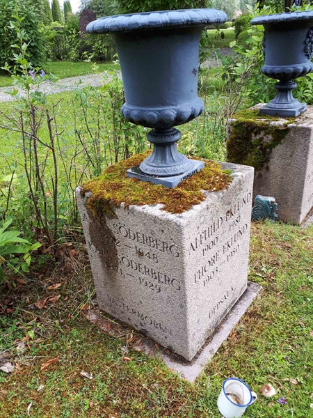 Gravnummer: GK F 5   430