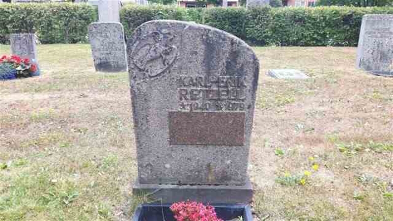 Grave number: 1 1   969