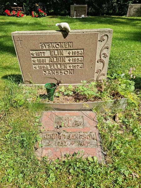 Grave number: 1 KV.4    59-61