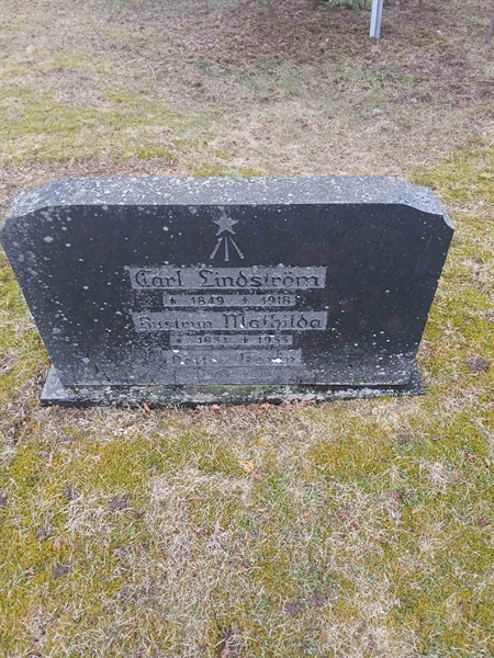 Hautatunnus: 2 8   25, 26, 27, 28