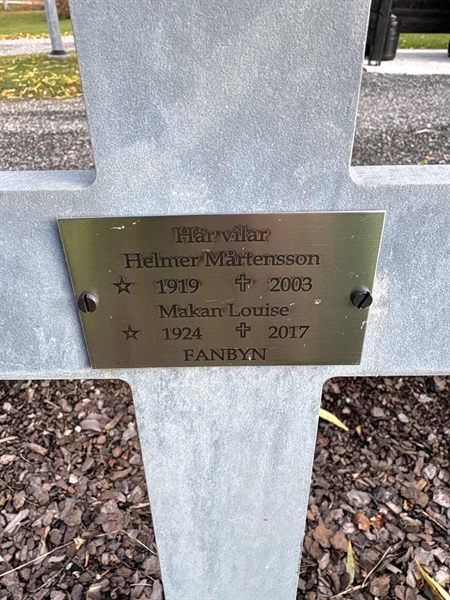 Grave number: 4 N ND   318