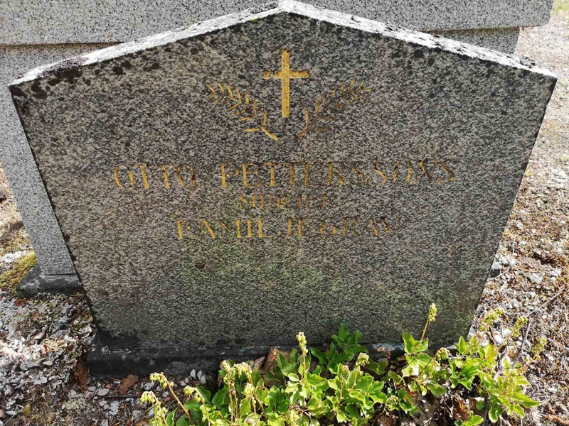 Gravnummer: SK D    12