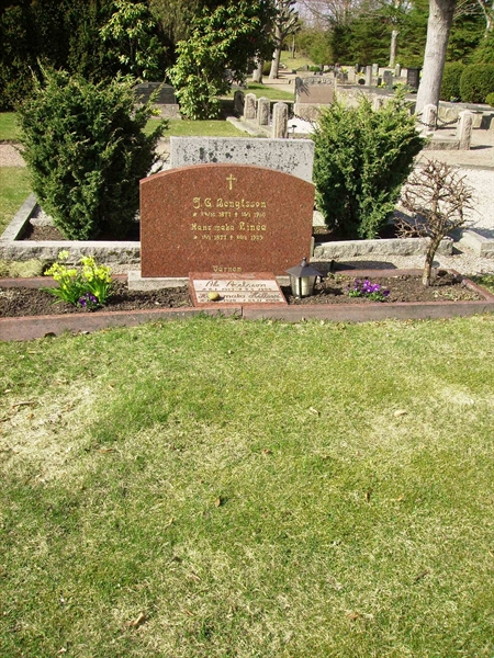 Grave number: LM 3 41  014