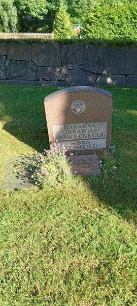Grave number: 4 A     7-8