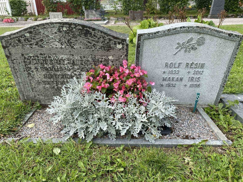 Grave number: 2 08 418