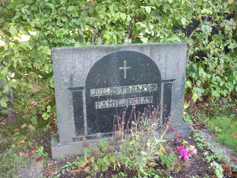 Grave number: SB 20    12
