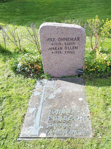 Hautatunnus: NK F G    92