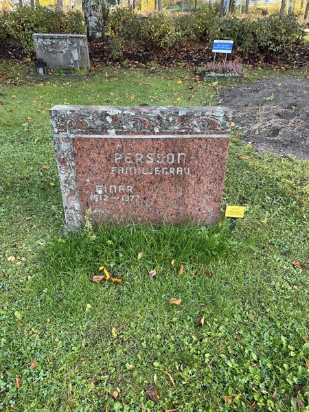 Hautatunnus: 1 C1 39-40