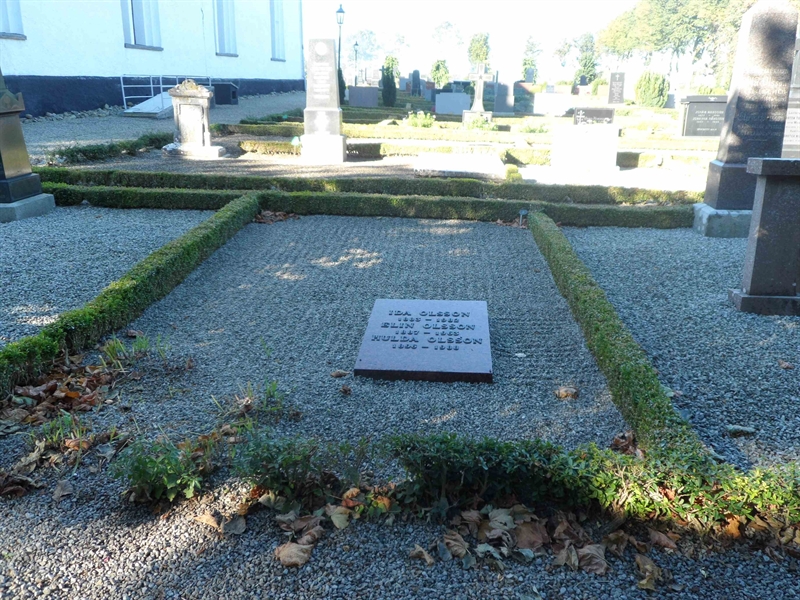 Grave number: ÖT GNK1   2:9, 2:10, 2:19, 2:20