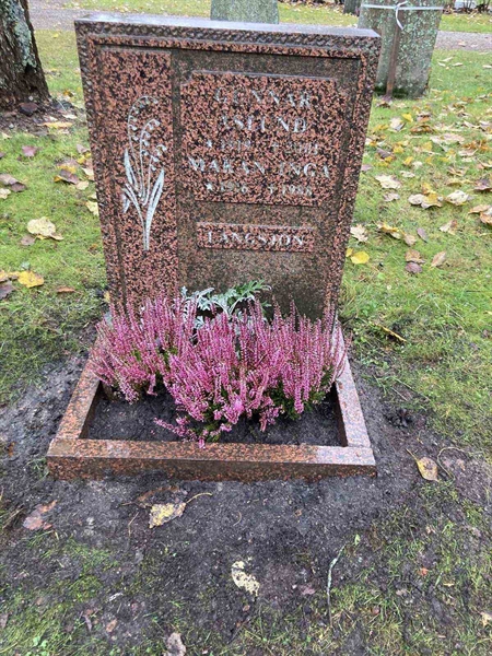 Hautatunnus: H 9   107