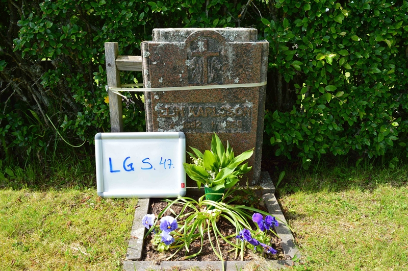 Grave number: LG S    47