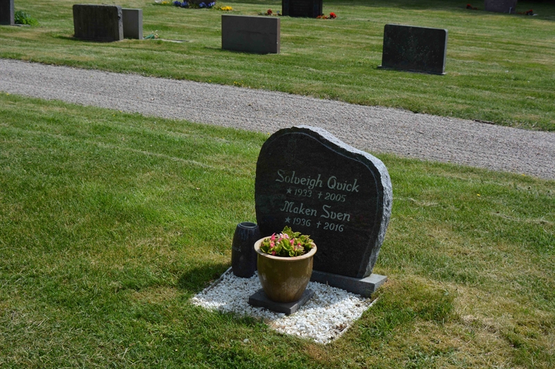 Grave number: G2 6     9