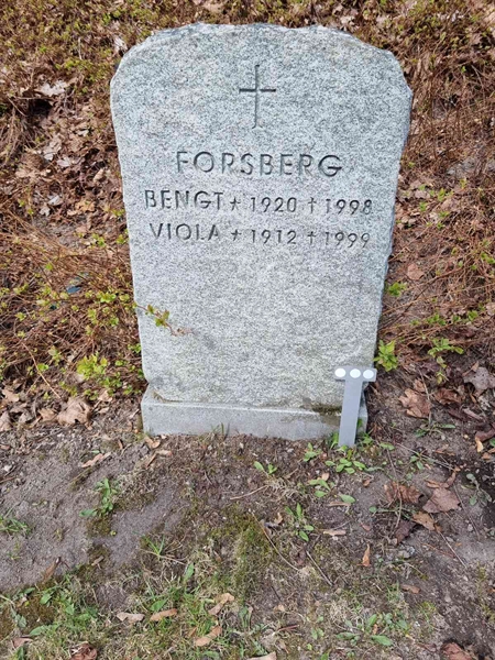 Gravnummer: 1 02  533