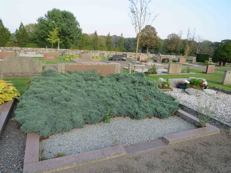 Gravnummer: 1 03   69