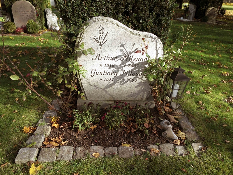 Grave number: HNB II   249