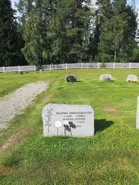 Gravnummer: POK 01     1-2