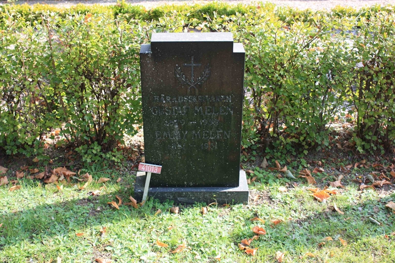 Grave number: Ö U01    12