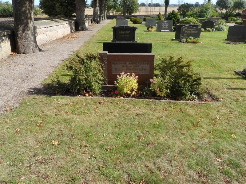 Grave number: SK J    33, 34