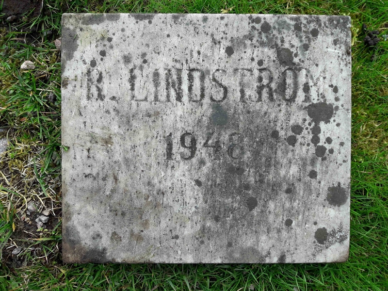 Grave number: TÖ 4   108