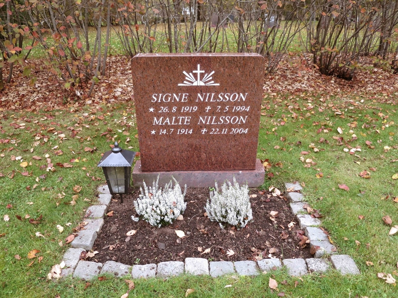 Grave number: HNB I    62