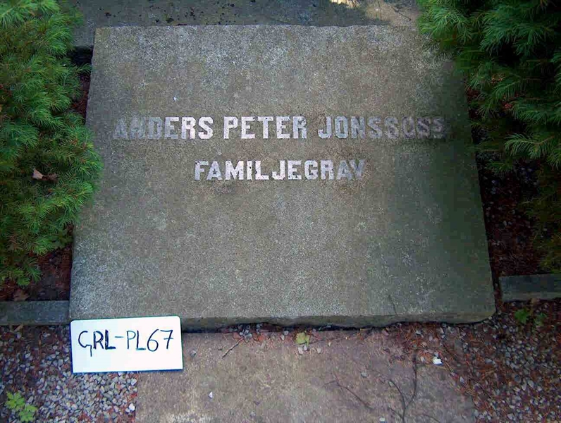 Grave number: HÖB GL.R    67