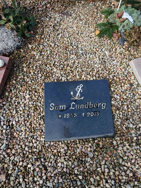 Grave number: HNB IV    51