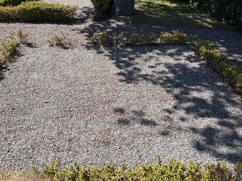 Grave number: NK D 151-152