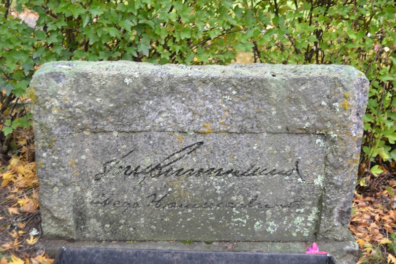 Grave number: 2 C   202