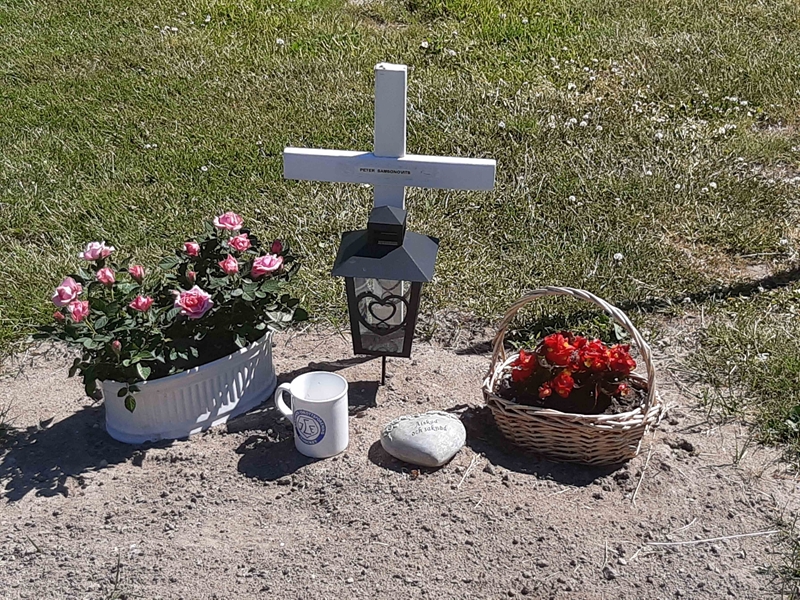 Grave number: JÄ 10    12