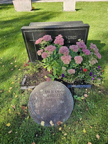 Grave number: Fr 7   298-299
