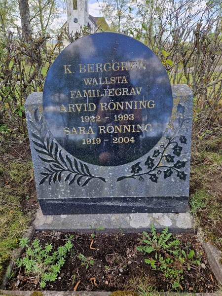 Grave number: 501 20 3904-3907