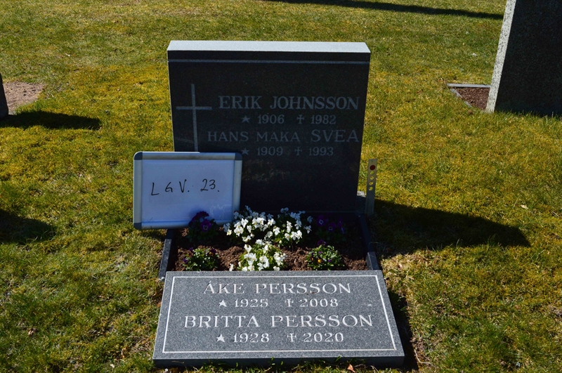 Grave number: LG V    23
