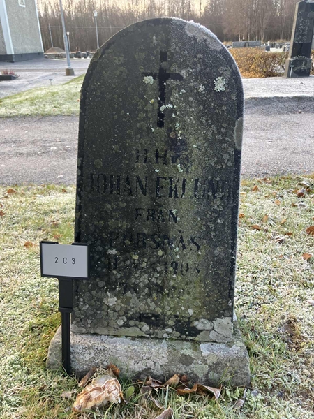 Gravnummer: 2 C     3