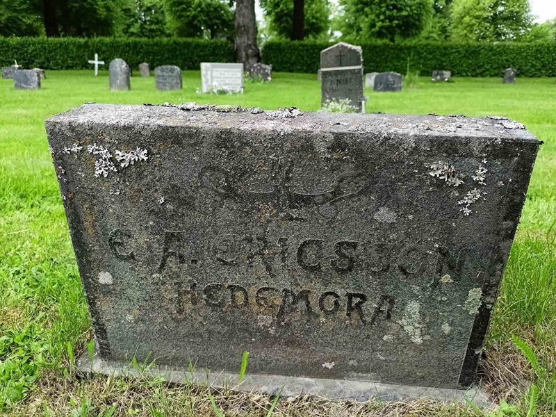 Gravnummer: 1 Ö 17   346V