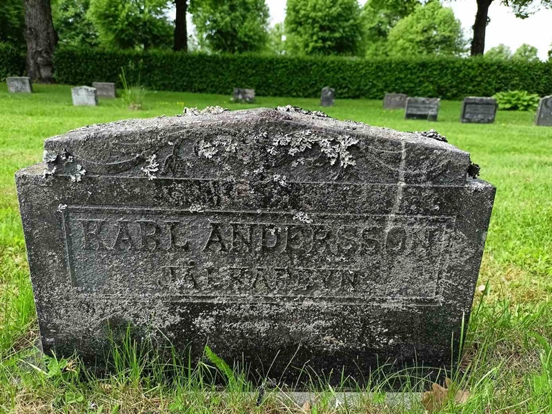 Gravnummer: 1 Ö 17   407V