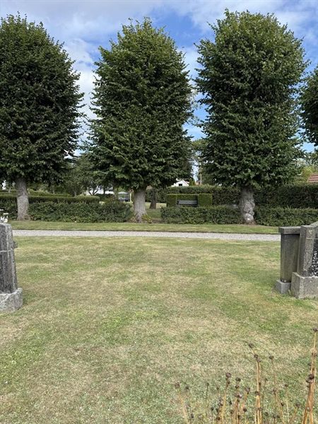 Grave number: ON C   511, 512