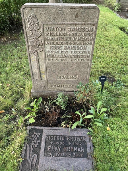 Grave number: 1 03    90